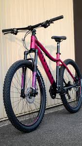 Mit Ghost Bikes Stylish Durch Den Sommer Mountainbike Radeln Fahrrad
