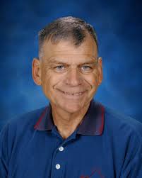 Staff and Students Say Goodbye to Loved Librarian