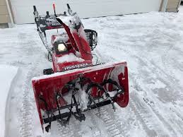 I start up and review my honda in preparation for the winter season. Honda Hss1332at Big Red Snowblower Review