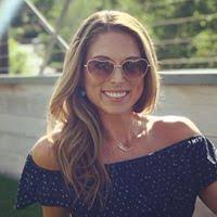 Kelly Simonson's Instagram, Twitter & Facebook