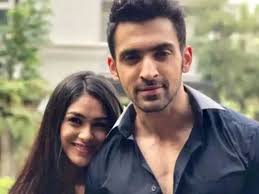 Kumkum Bhagya Real Life Partners Of All Star Cast Iwmbuzz Sriti jha shabir ahluwalia abhi pragya real life facts wife husband biography. kumkum bhagya real life partners of