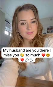 Hey it's me Cote De Pablo ,Once again if you still love me 𝗦𝗮𝘆 𝗵𝗶❤️