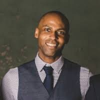 Kenneth Roy's Instagram, Twitter & Facebook