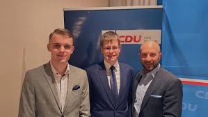 Wenn die cdu regiert, geht es deutschland gut. Neuer Kreisvorstand Mit Drei Mitgliedern Aus Tornesch Cdu Stadtverband Tornesch