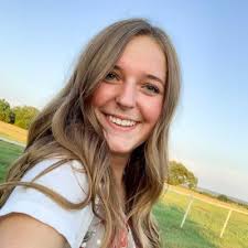 Avery Leigh Levin (@Ac1dBubblez)