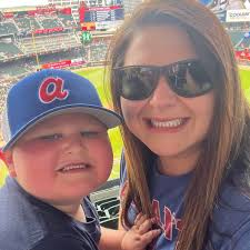 What are some pet-friendly beach house options in Cape San Blas?