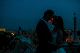 Grecia este una dintre cele mai romantice destinatii pentru luna de miere din europa, iar acest lucru se datoreaza in special insulei santorini. Cele Mai Populare Destinatii Pentru Luna De Miere Wedme Ro