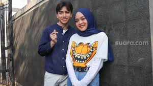 Isu ini tentu membuat sule sebagai suami nathalie holshcer geram. Putri Delina Bongkar Perubahan Sikap Sule Usai Menikah Dengan Nathalie Suara Bekaci