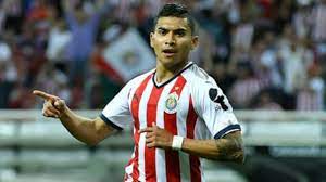 Orbelin pineda played his final match with chivas on tuesday, with the midfielder announced as the newest signing of cruz azul in the afternoon. Si Orbelin Pineda No Renueva Con Cruz Azul Llegaria A Chivas Pasala