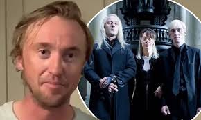 Helen mccrory, the english actor who played narcissa malfoy in the harry potter franchise and polly gray in peaky blinders, has died, her husband damian lewis announced on friday. The Malfoys Reunite Tom Felton Jason Isaacs And Helen Mccrory Read Harry Potter Daily Mail Online