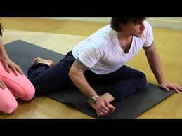 269 Hip Flexor Stretches For Senior Citizens Stretching Yoga Poses Youtube In 2020 Hip Flexor Stretch Stretching For Seniors Hip Flexor