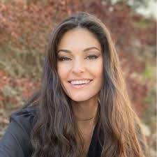 Kira Griffin's Instagram, Twitter & Facebook