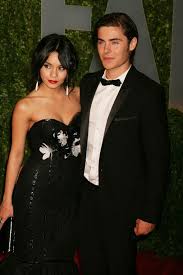 Hudgens Heiraten Ist Mir Noch Nicht Mal In Den Sinn Gekommen Intouch Zac Efron Vanessa Hudgens Zac And Vanessa Zac Efron And Vanessa