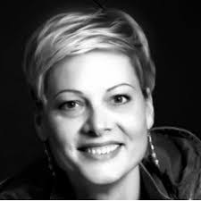 Andrea Demarco's Instagram, Twitter & Facebook