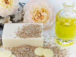 By coating each hair strand with a protective layer of oil, oils may help to defend your hair against heat thus, peppermint oil is the best oil for hair in need of growth support. Advantages Of Using Castor Oil And Sesame Oil For Treating Hair Loss Boldsky Com