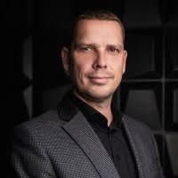 800+ "Drobny" profiles