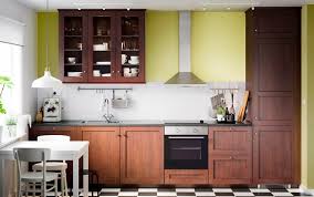 Los armarios sin puertas son un elemento muy importante en el diseño de interiores, ya que al ser abiertos, todos sus complementos 20 increíbles ideas para tener un clóset original y organizado. Cocina Ikea Inspiracion Para Tu Hogar
