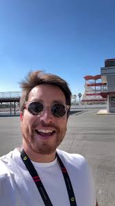 Velocidad, Precisión y Aprendizaje 🚗🔥 Hoy fue un día épico en el Corso  Pilota Ferrari 2024, donde desafié mis propios límites al volante. Desde  teoría, telemetría y prácticas en pista, cada momento ...