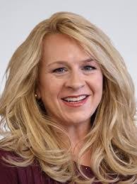 Cara Harrison's Instagram, Twitter & Facebook