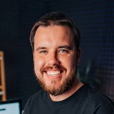 Lektor Sergey Petukhov