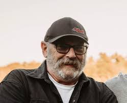 Paul Hewitt's Instagram, Twitter & Facebook