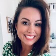 Sheena Ely's Instagram, Twitter & Facebook