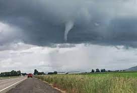 Gemerská ves ( hungarian : Vychod Slovenska Bicuju Silne Burky Z Gemerskej Vsi Hlasia Lokalne Tornado Sme My Novohrad