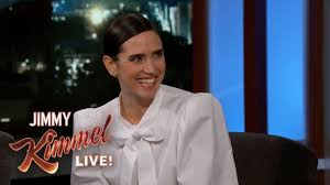 Many famous men have dated jennifer connelly, and this list will give you more details about these lucky dudes. Jennifer Connelly On Tom Cruise Husband Paul Bettany Their Kids Youtube