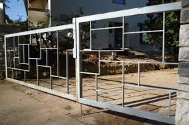 Gartentor Metall 2 Fluglig Design Der 60er Gartentor Eingangstor Design Garten