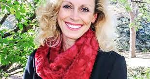 Julie Schley's Instagram, Twitter & Facebook