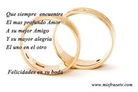 Ver los rostros de una pareja de novios salir de la iglesia después de la boda nos puede dar una idea de la felicidad que sienten. Las Mejores Dedicatorias Para Bodas Amor Amargo 2021
