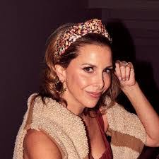 Rosa Lilly's Instagram, Twitter & Facebook