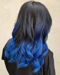 Ombre Schwarz Blau Lange Haare Schone Locken Tolle Ideen Fur Auffallige Damen Frisuren Lange Haare Blonde Strahnen Frisuren Lange Haare Blond Coole Frisuren