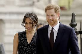 Książę harry i jego żona, meghan, podbudowali swój wizerunek dzięki podróży do afryki, gdzie pokazali się jako swobodni ludzie i kochająca rodzina. Slub Ksiecia Harry Ego I Meghan Markle Coraz Blizej Najwiecej Emocji Wzbudzaja Suknia Panny Mlodej I Brody Pana Mlodego Polska Times
