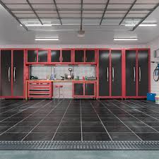 Choose from individual mats to cover one specific area or interlocking squares to cover the entire surface. How To Choose The Best Garage Floor Tiles