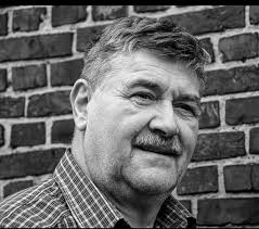 emabbvzw #brikboom is in rouw 💔 Gisteren moesten we geheel onverwacht  afscheid nemen van onze zeer gewaardeerde gids en medewerker Edy  Verbruggen. Onze gedachten gaan uit naar zijn echtgenote Marina, zijn  kinderen