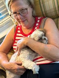 Dana Sledge's Instagram, Twitter & Facebook