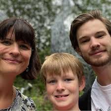 Blair Newberry's Instagram, Twitter & Facebook