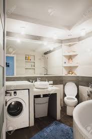 We did not find results for: Salle De Bain Avec Lavabo Douche Hygienique Evier De Style Moderne Et Lave Linge Design D Interieur Scandinave De Water Closet Banque D Images Et Photos Libres De Droits Image 79137165