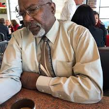 Dawn Staley, Julius Erving and Allen Iverson pulled up to Game 4 🤩 Philly  legends 🔥 (📸 Philadelphia 76ers)