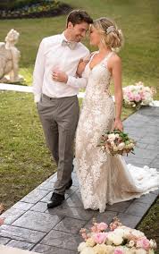 Brautkleider └ hochzeit & besondere anlässe └ spezielle anlässe └ kleidung & accessoires alle kategorien antiquitäten. Vintage Brautkleid Mit Einzigartigen Details Aus Spitze Stella York Wedding Dresses