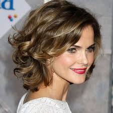 This swept version of the pixie has a classic feminine touch. 40 Youth Restoring Short Hairstyles For Women Over 40 Medium Curly Hair Styles Mother Of The Bride Hair Medium Short Hair