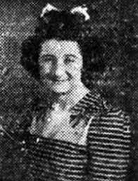 Nell Poe's Instagram, Twitter & Facebook