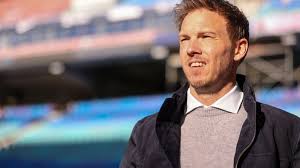 Nagelsmann was a professional player but moved into coaching when his career ended early because of knee injuries. Nagelsmann Quarantane Trainingslager Kein Weltuntergang Leipzig Coach Zu Dfl Idee Newsticker Sportschau De