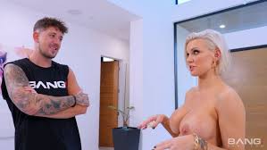 Galerie de photos porno 🌶️ BTS w Kenzie Taylor & Kenzie Anne As Podcaster Ryan  Pownall Watches - PornHat
