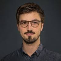 200+ perfiles de «Göke»