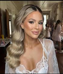 Can anyone vouch for Vixen Onsite Hair Makeup? Thanks!