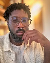 Kobe Nichols (@mr_travelandtrade) • Instagram photos and videos