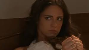 Započela vezu sa kolegom, pa RASKINULA posle PET GODINA zajedničkog života!  Ovako danas izgleda ćerka poznatih SRPSKIH GLUMACA! (FOTO)