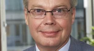 Lundgren kräver svar om Saab